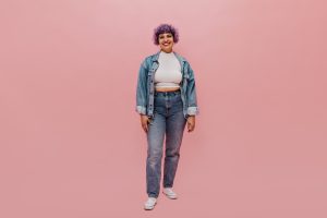 Best Jeans For Women With A Round Tummy