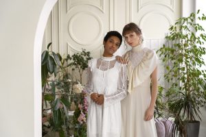 Best Elegant Dresses For Wedding Guests With Sleeves