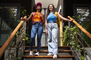 Best Vintage Flare Jeans For Women In Their 20s